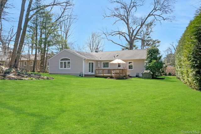 61 Schrade Road, Briarcliff Manor, NY 10510