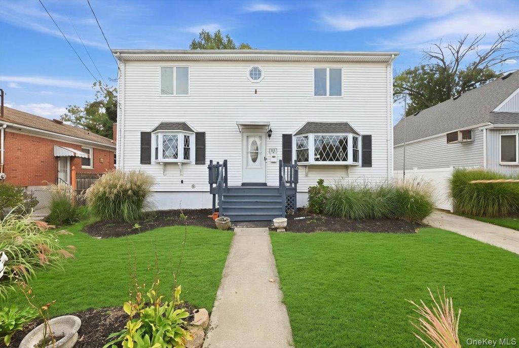 161 Stokes Avenue, Freeport, NY 11520 — exterior