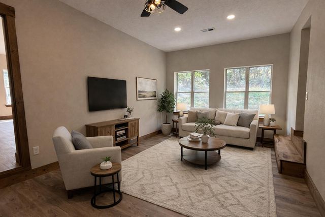 2174 Stone Ridge Drive, Mountain Grove, MO 65711