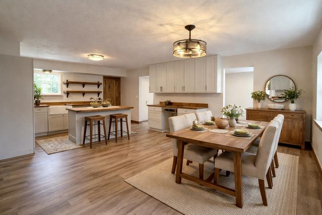 2174 Stone Ridge Drive, Mountain Grove, MO 65711