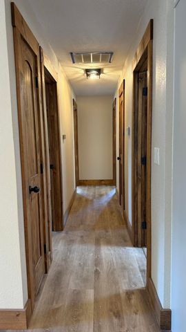 2174 Stone Ridge Drive, Mountain Grove, MO 65711