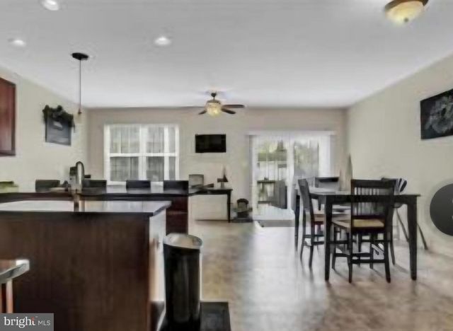 64 MILESTONE CT, Chambersburg, PA 17201