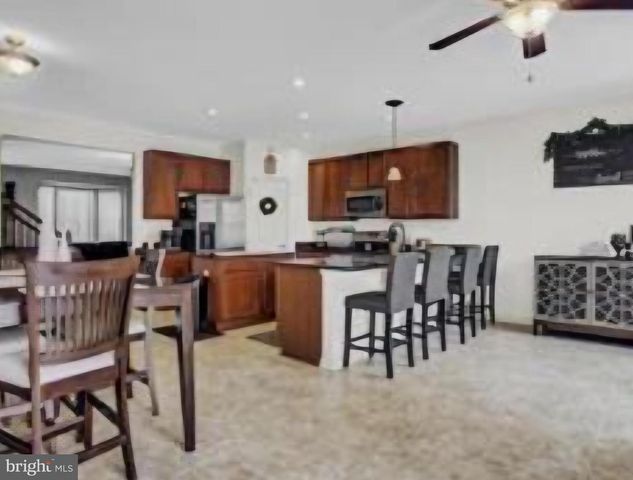 64 MILESTONE CT, Chambersburg, PA 17201