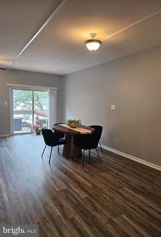 64 MILESTONE CT, Chambersburg, PA 17201
