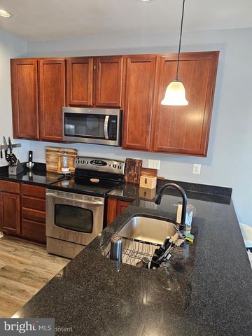64 MILESTONE CT, Chambersburg, PA 17201
