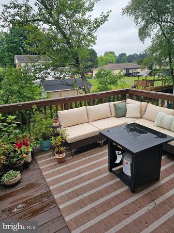 64 MILESTONE CT, Chambersburg, PA 17201