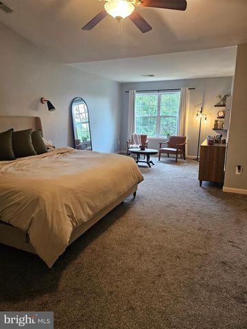64 MILESTONE CT, Chambersburg, PA 17201