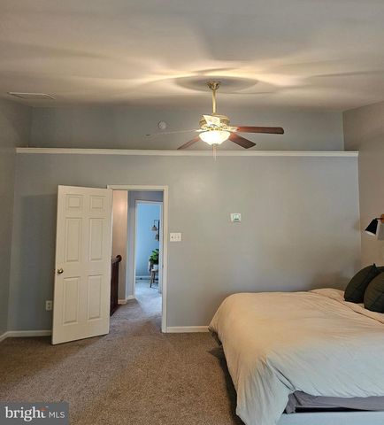 64 MILESTONE CT, Chambersburg, PA 17201