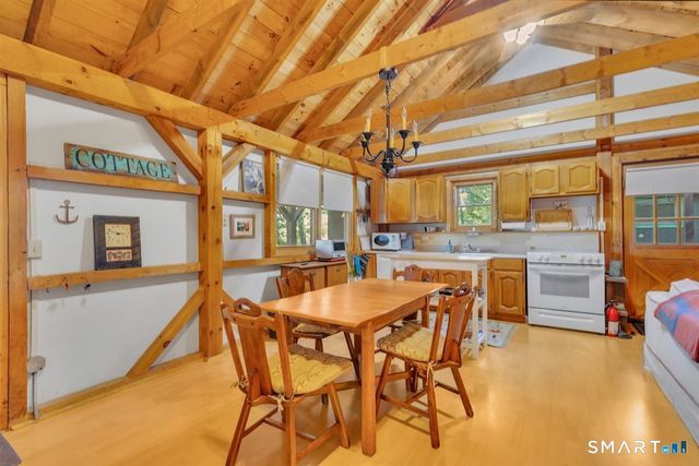 113 Deepwood Drive, Lebanon, CT 06249