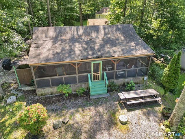 113 Deepwood Drive, Lebanon, CT 06249