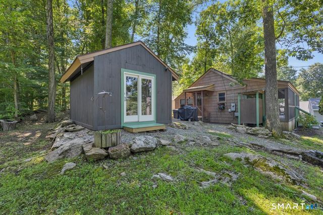 113 Deepwood Drive, Lebanon, CT 06249