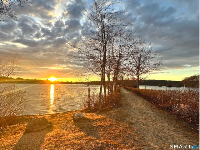 113 Deepwood Drive, Lebanon, CT 06249