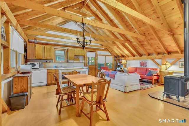 113 Deepwood Drive, Lebanon, CT 06249