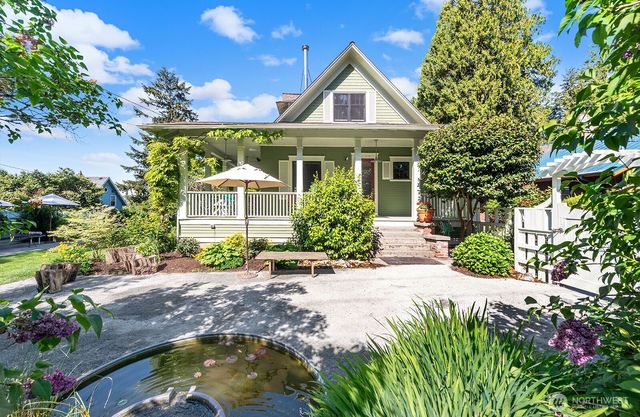 7541 Seward Park Avenue S, Seattle, WA 98118