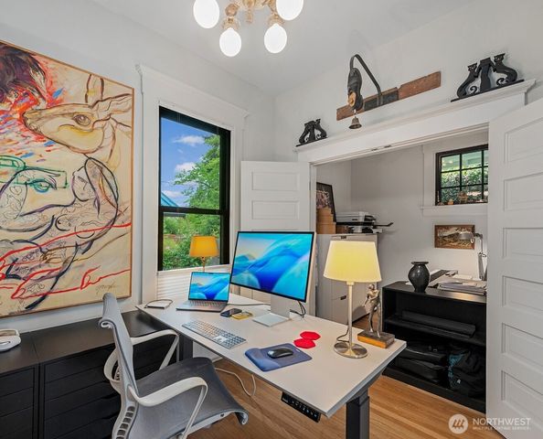 7541 Seward Park Avenue S, Seattle, WA 98118