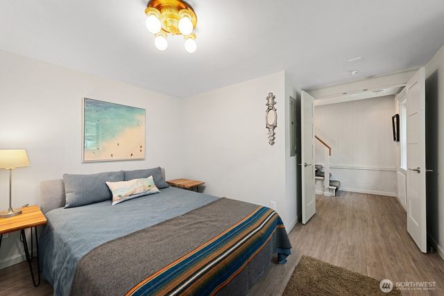 7541 Seward Park Avenue S, Seattle, WA 98118