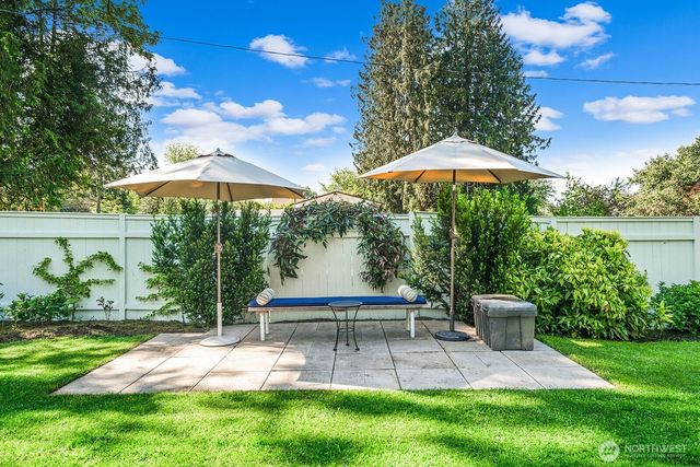 7541 Seward Park Avenue S, Seattle, WA 98118