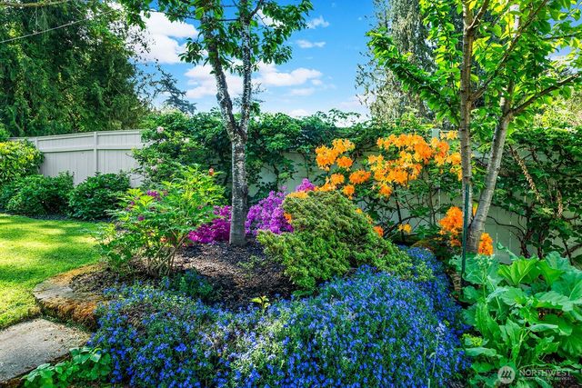 7541 Seward Park Avenue S, Seattle, WA 98118