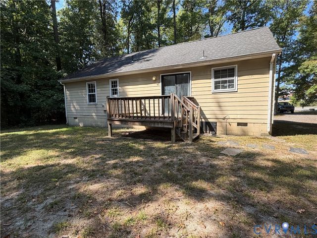 20401 Halloway Ave, South Chesterfield, VA 23803