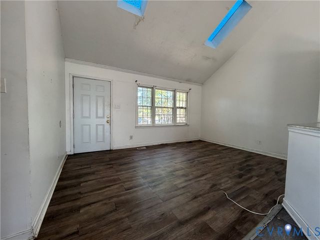 20401 Halloway Ave, South Chesterfield, VA 23803