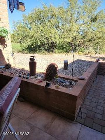 1320 W Desert Hills Drive, Green Valley, AZ 85622