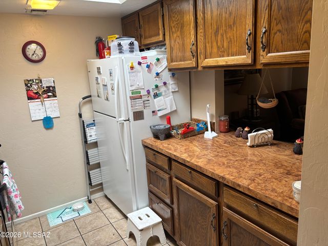 1320 W Desert Hills Drive, Green Valley, AZ 85622