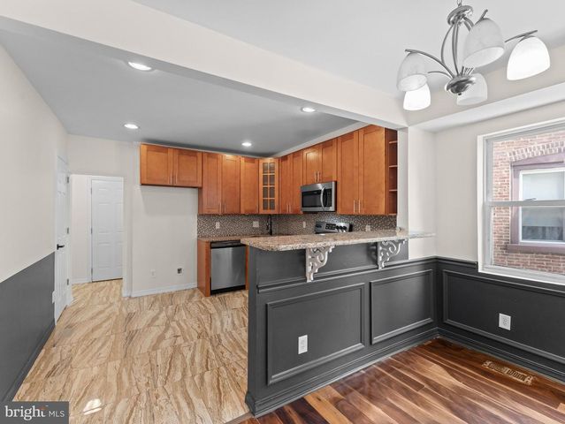 407 W ABBOTTSFORD AVE, Philadelphia, PA 19144