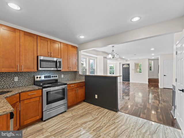 407 W ABBOTTSFORD AVE, Philadelphia, PA 19144