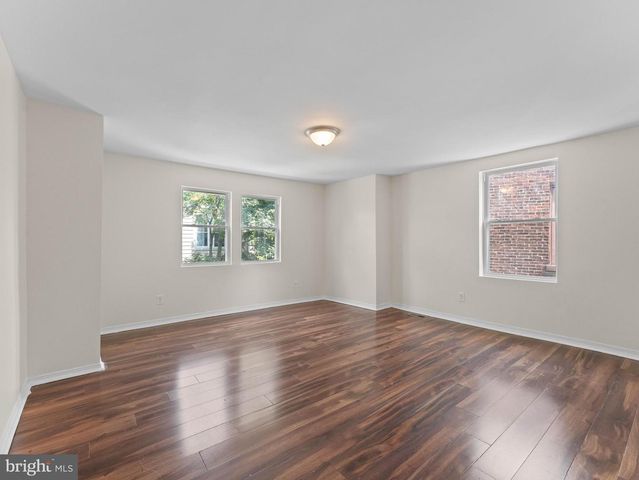 407 W ABBOTTSFORD AVE, Philadelphia, PA 19144