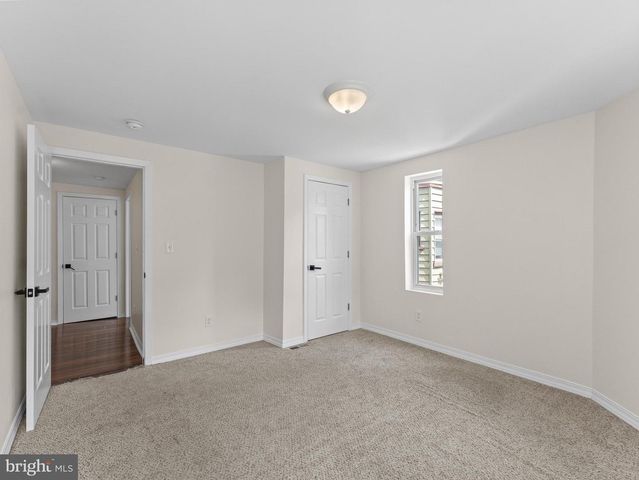 407 W ABBOTTSFORD AVE, Philadelphia, PA 19144
