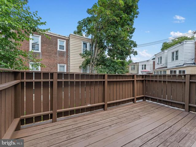 407 W ABBOTTSFORD AVE, Philadelphia, PA 19144