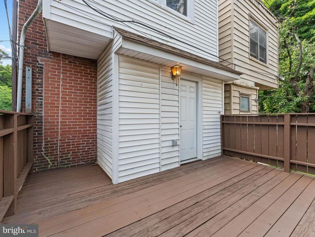 407 W ABBOTTSFORD AVE, Philadelphia, PA 19144