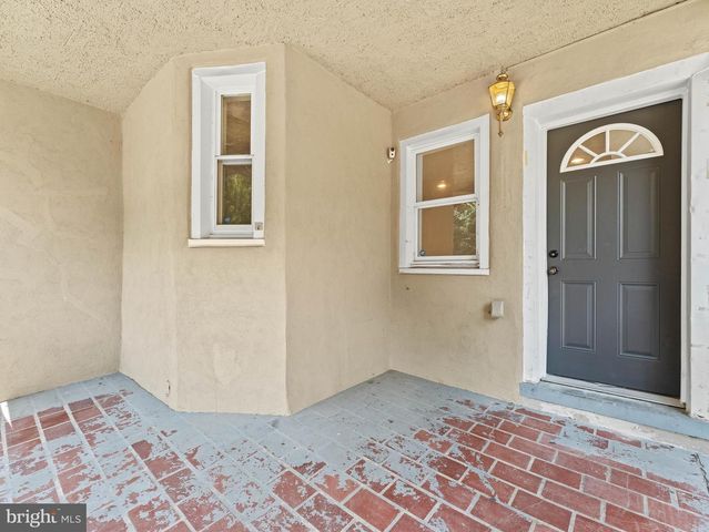 407 W ABBOTTSFORD AVE, Philadelphia, PA 19144