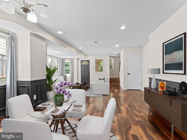 407 W ABBOTTSFORD AVE, Philadelphia, PA 19144