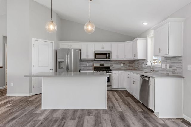1020 2nd Street NW, Delano, MN 55328