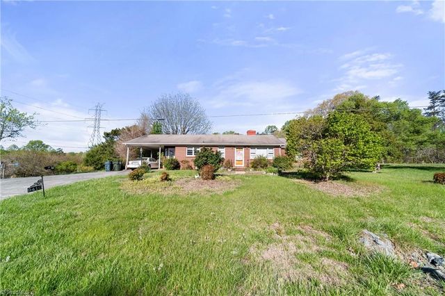 9410 Moore Road, Tobaccoville, NC 27050