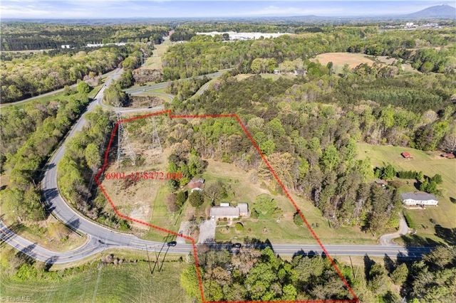 9410 Moore Road, Tobaccoville, NC 27050