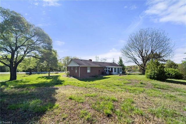 9410 Moore Road, Tobaccoville, NC 27050