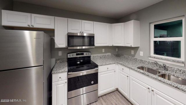 2222 THOMAS Court, Jacksonville, FL 32207