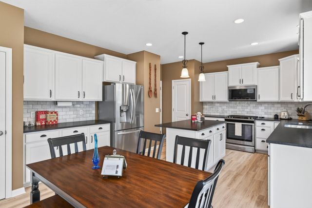 11175 Black Oaks Court N, Dayton, MN 55369