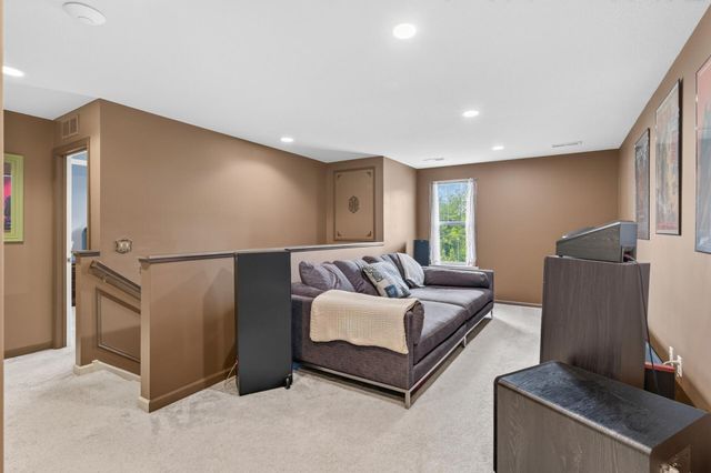 11175 Black Oaks Court N, Dayton, MN 55369