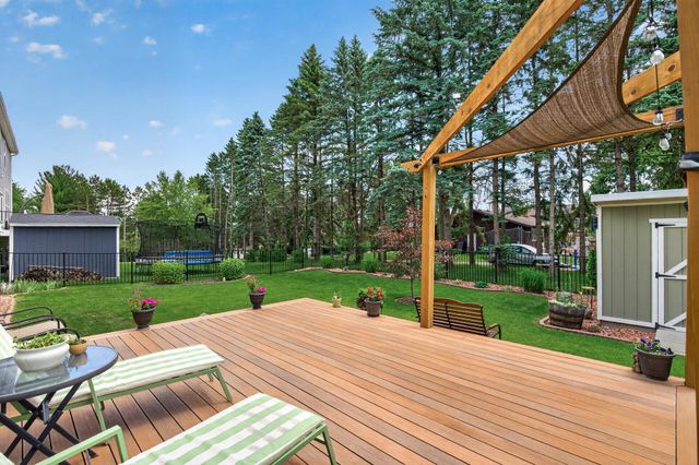 11175 Black Oaks Court N, Dayton, MN 55369