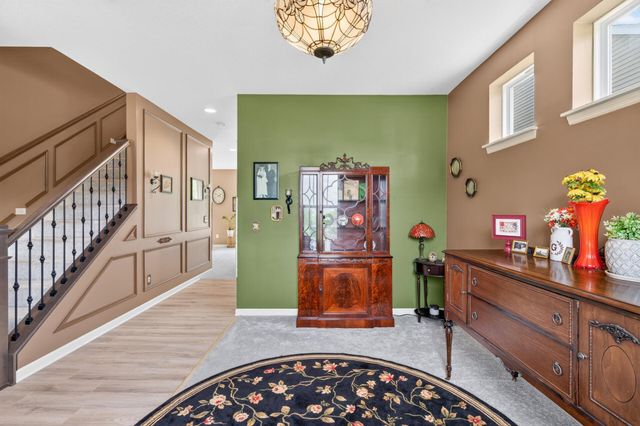 11175 Black Oaks Court N, Dayton, MN 55369