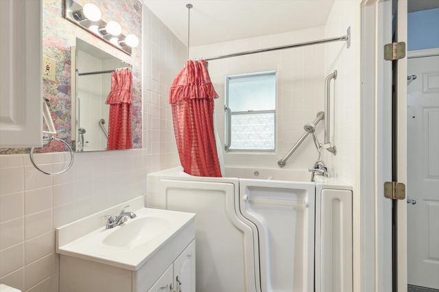 3551 Bandera Road, Fort Worth, TX 76116