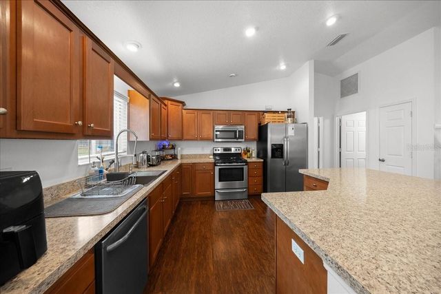 15675 SE 89TH TERRACE, Summerfield, FL 34491