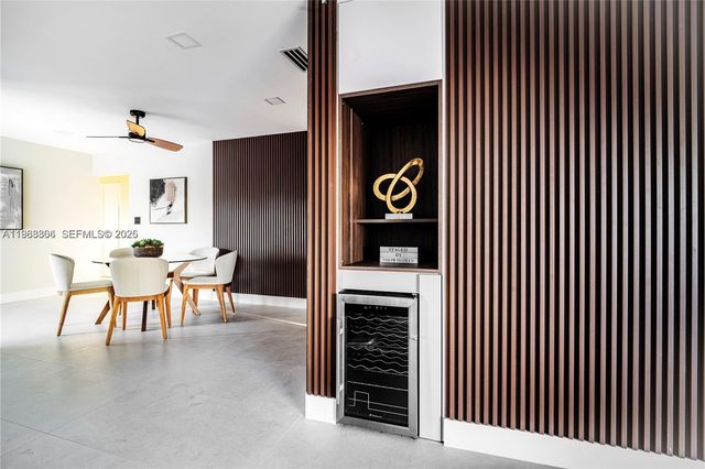 5561 NE 28th Ave, Fort Lauderdale, FL 33308