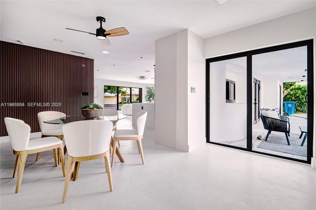 5561 NE 28th Ave, Fort Lauderdale, FL 33308