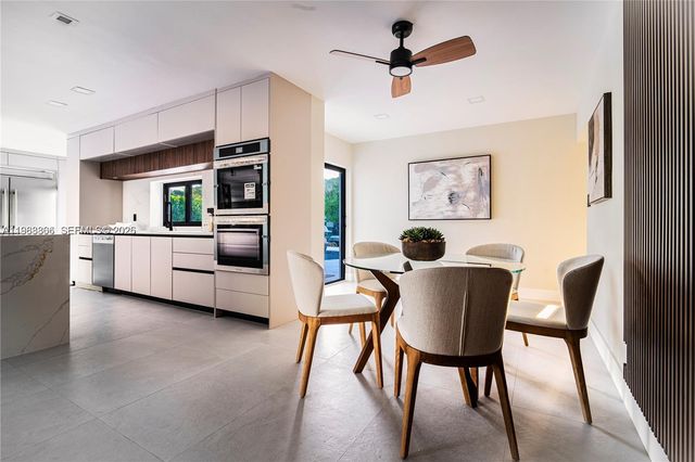 5561 NE 28th Ave, Fort Lauderdale, FL 33308