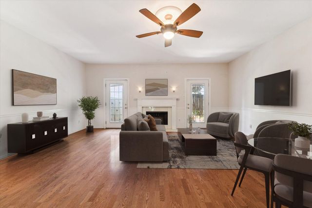 1024 Augusta Drive 1024, Houston, TX 77057