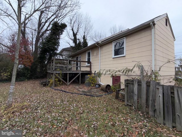 4803 SOMERSET RD, Riverdale, MD 20737